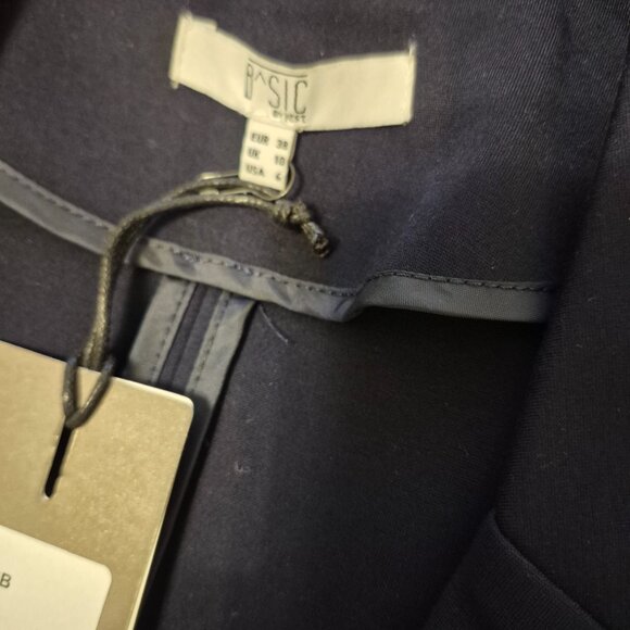 Blazer Black - Picture 4 of 6